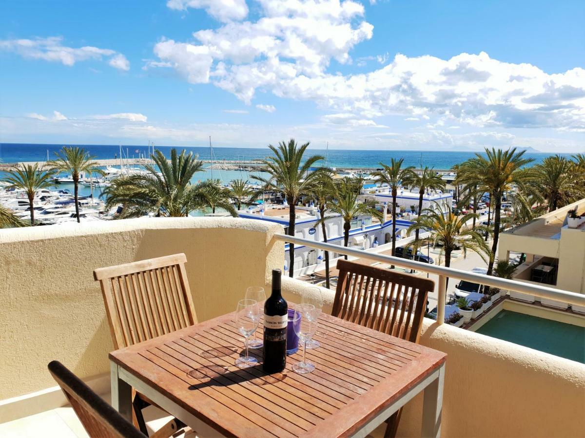 Fantastic Apartment In Front Of The Sea & Marina エステポナ エクステリア 写真